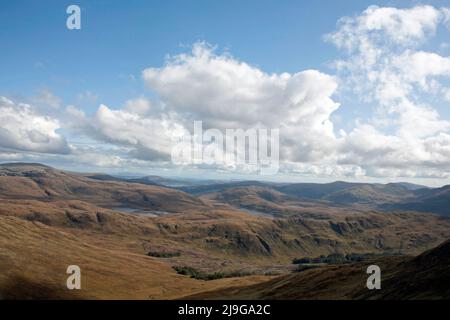 Blick über den Galloway Forest Park vom Gipfel des Merrick Dumfries und des Galloway Scotland Stockfoto