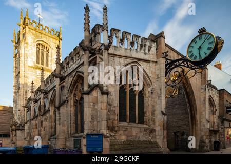 St. Martin le Grand Kirche im Stadtzentrum von York, England. Stockfoto