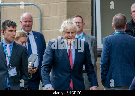 Boris Johnson besucht Newtown Mid Wales zur konservativen walisischen Parteikonferenz. Stockfoto