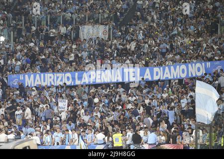 lazio-Fans beim Spiel SS Lazio gegen Hellas Verona FC, 38. Serie A Tim 2021-22 im Olimpic-Stadion in Roma, Italien, am 21. Mai 2022. Stockfoto