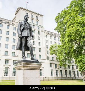 Hugh Trenchard Statue im Mai 2022 vor Whitehall in London. Stockfoto