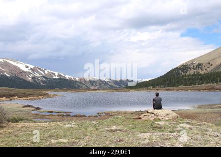 Mt Evans Wilderness am Fuße des Mount Bierstadt, einem 14.065 Meter hohen Berggipfel im Front Range der Rocky Mountains Stockfoto