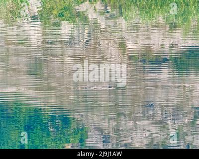 Quelle des Flusses Cetina bei Sinj in Kroatien Stockfoto