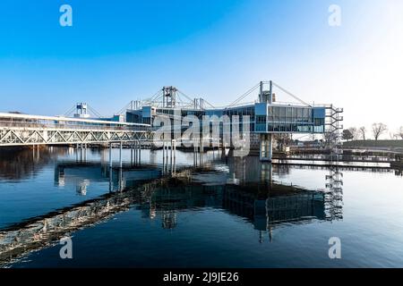 Allgemeine Außenansicht des 2016 geschlossenen Atlantis-Pavillons am Ontario Place in Toronto am 31. Dezember 2021. EXimages/Dominic Chan Stockfoto