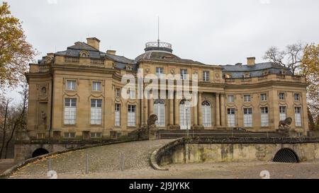 Ludwigsburg, Deutschland - 15. Nov 2021: Blick auf Schloss Monrepos. Stockfoto