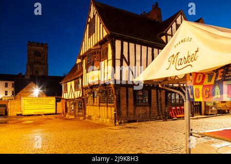 Sonnenaufgang auf dem Shambles Market in York, North Yorkshire, England. Stockfoto