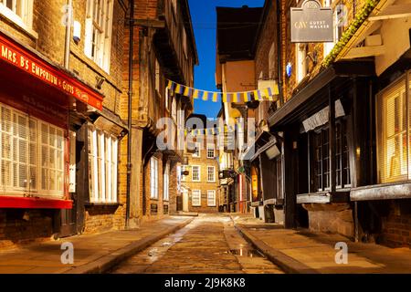 Dawn on the Shambles im Stadtzentrum von York, North Yorkshire, England. Stockfoto