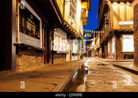 Abend auf den Shambles in York, England. Stockfoto