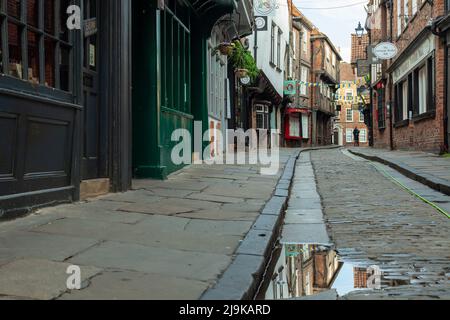 Das Chaos im Stadtzentrum von York, England. Stockfoto