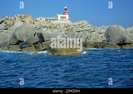 Leuchtturm auf den Lavezzi-Inseln, Gruppe von kleinen Granitinseln zwischen Korsika und Sardinien, Korsika, Frankreich, Mittelmeer, Europa Stockfoto