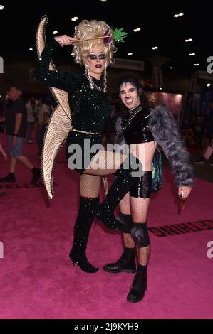 Teilnehmer der Rupaul DragCon 2022, Tag 2, die am Samstag, 14. Mai 2022, im LA Convention Center in Los Angeles, Kalifornien, stattfand. Foto von Jeffre Stockfoto