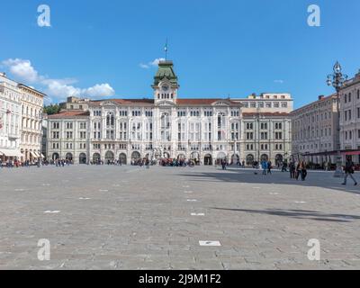 Rathaus oder Palazzo del Municipio di Trieste, auf der Piazza Unita d'Italia, dem Hauptplatz von Triest, Italien Stockfoto
