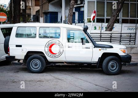 Damaskus, Syrien - Mai 2022: Auto des syrischen Roten Halbmonds Stockfoto