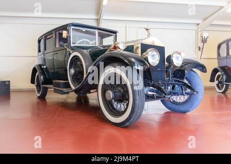 GALDAMES, SPANIEN-8. AUGUST 2021: 1923 Rolls-Royce Silver Ghost Limousine (Maharaja de Jodhpur) im Automuseum Torre Loizaga (Miguel de la Via) Stockfoto