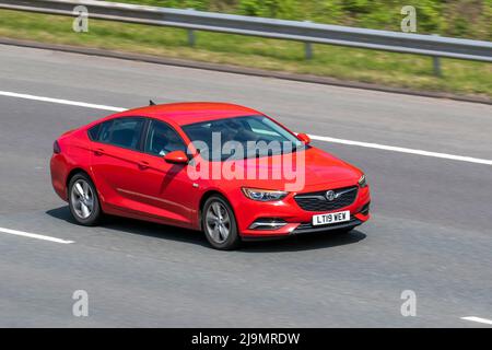 2019 rot Vauxhall Insignia Design Nav Turbo 1,5 165 Grand Sport Start Stop Benzin Heckklappe 1490cc Stockfoto