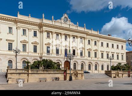 Neoklassizistischer Palazzo della Provincia (Palast der Provinz Sassari), Piazza Italia, Sassari, Sardinien, Italien Stockfoto