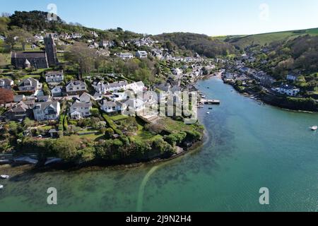 Noss Mayo Dorf im Süden von Devon England, Drohne Luftaufnahme Stockfoto