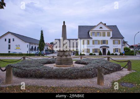 Denkmal des Deutsch-Französischen Krieges im Bezirk Breisgau-Hochschwarzwald vor dem Hotel Bären. Stockfoto