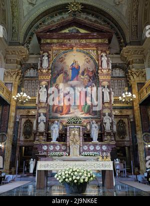 TURIN, ITALIEN - 24. MAI 2022: Das Bild der Maria Hilfe der Christen im gleichnamigen Heiligtum Stockfoto