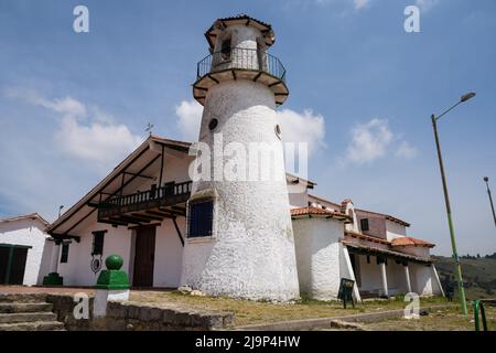 Bogota, Kolumbien, 23. Mai 2022. Die Kirche in Quiba, auf den Höhen des Stadtteils Ciudad Bolivar. Stockfoto