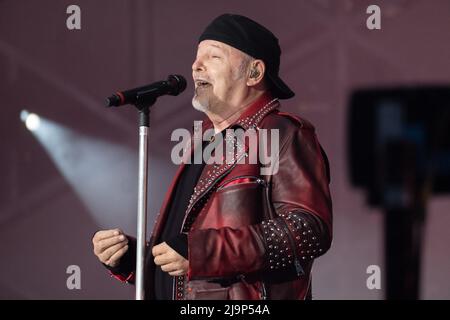 Rennbahn SNAI La Mura, Mailand, Italien, 24. Mai 2022, Vasco Rossi während Vasco Rossi - Non Stop Live 2022 - Italienischer Sänger Musikkonzert Stockfoto