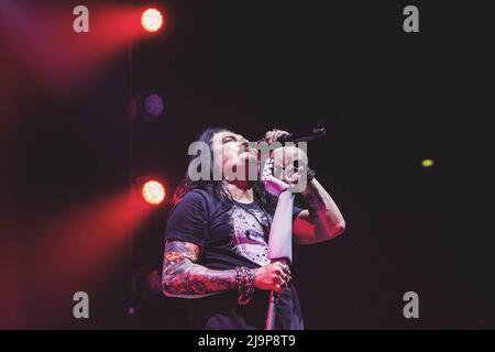 Rom, Italien. 11.. Februar 2020. James LaBrie tritt mit seiner Band Dream Theater im Palazzo dello Sport in Rom auf der Bühne auf. (Foto von Valeria Magri/SOPA Images/Sipa USA) Quelle: SIPA USA/Alamy Live News Stockfoto