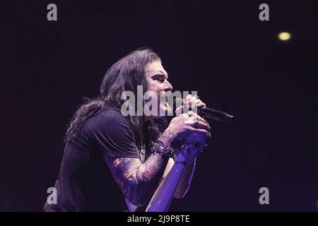 Rom, Italien. 11.. Februar 2020. James LaBrie tritt mit seiner Band Dream Theater im Palazzo dello Sport in Rom auf der Bühne auf. (Foto von Valeria Magri/SOPA Images/Sipa USA) Quelle: SIPA USA/Alamy Live News Stockfoto