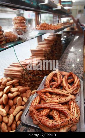 Bäckereigeschäft in Istanbul, Türkei. Stockfoto