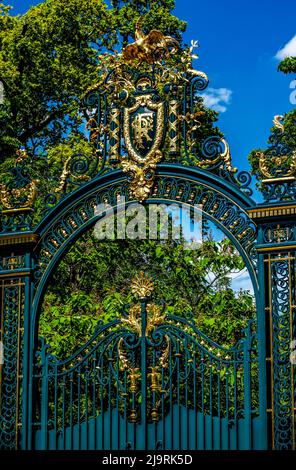 Eingang Elysee Palace, Paris, Frankreich. Offizieller Wohnsitz Präsident von Frankreich. Abgeschlossen 1722 Stockfoto