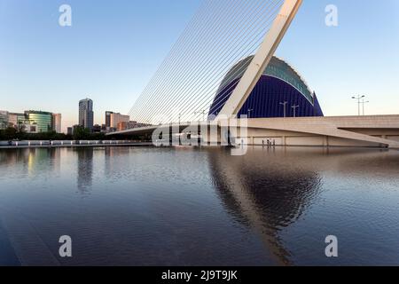 Valencia, Spanien - 05 07 2022: Das Ozeanographische (L'Oceanografic) Ozeanarium in der Stadt der Künste und Wissenschaften in Valencia. Stockfoto