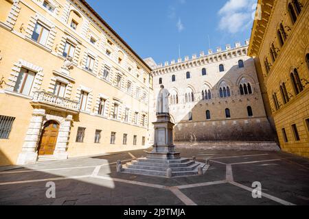 Piazza Salimbeni in Siena Stadt in Italien Stockfoto