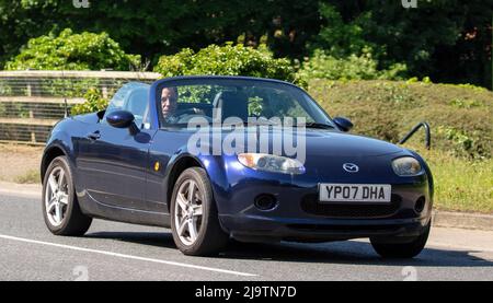 2005 blau oben offen Mazda MX5 Stockfoto