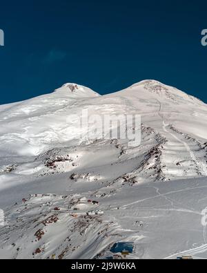 Elbrus Gipfel, Berglandschaft im Kaukasus Stockfoto