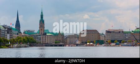 Hamburg, Deutschland - 12. Juli 2011 : Binnenalster, großer Stausee vor der Hamburger Innenstadt Stockfoto