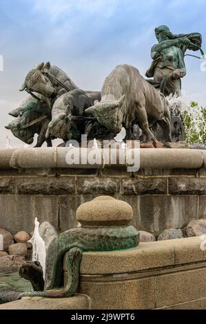 Gefion-Brunnen in der St. Albans Kirche, Kopenhagen, Dänemark Stockfoto