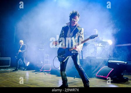 Daniel Ash vom Bauhaus tritt am 17.. Mai 2022 im Rahmen der Bauahaus 2022 World Tour in der Arlene Schnitzer Concert Hall in Portland, Oregon, USA, auf Stockfoto