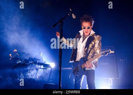 Daniel Ash vom Bauhaus tritt am 17.. Mai 2022 im Rahmen der Bauahaus 2022 World Tour in der Arlene Schnitzer Concert Hall in Portland, Oregon, USA, auf Stockfoto