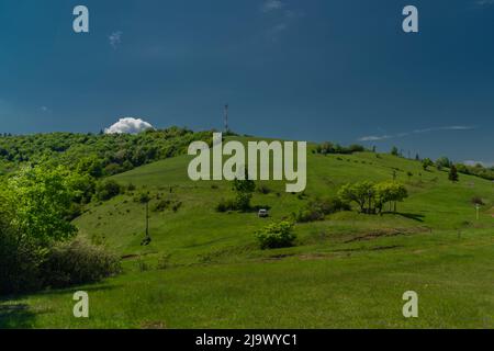 Landschaft in der Nähe von Banska Stiavnica Stadt in frischen Farben schönen Morgen Stockfoto