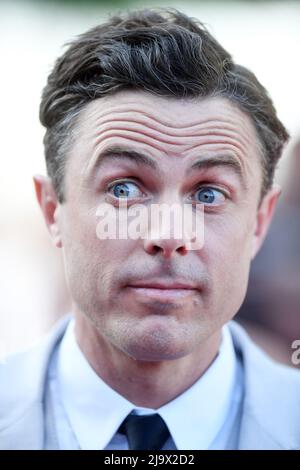 Cannes, Frankreich. 25.. Mai 2022. Der amerikanische Schauspieler Casey Affleck nimmt am Mittwoch, den 25. Mai 2022, an der Premiere von Elvis im Palais des Festivals bei den Filmfestspielen von Cannes 75. Teil. Foto von Rune Hellestad/ Credit: UPI/Alamy Live News Stockfoto