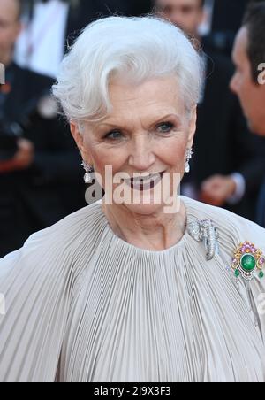 Cannes, Frankreich. Mai 2022. Cannes, Frankreich. Maye Musk besuchte die Elvis-Premiere, Teil des 75. Filmfestivals von Cannes, Palais de Festival, Cannes. Quelle: Doug Peters/EMPICS/Alamy Live News Stockfoto