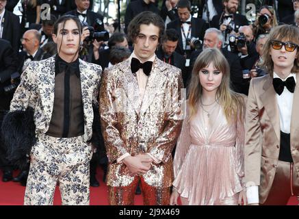 26. Mai 2022, Cannes, Cote d'Azur, Frankreich: MANESKIN nimmt an der Elvis-Vorführung während der jährlichen Filmfestspiele von Cannes 75. Teil (Bildquelle: © Mickael Chavet/ZUMA Press Wire) Stockfoto