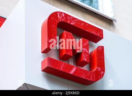 Samara, Russland - 22. Mai 2022: Logo des MAGNIT-Stores russlands größter Einzelhändler Stockfoto