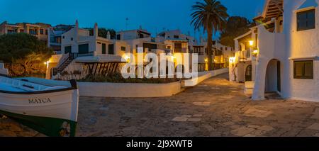 Blick auf Binibeca Vell in der Abenddämmerung, Binibeca Vell, Menorca, Balearen, Spanien, Europa Stockfoto