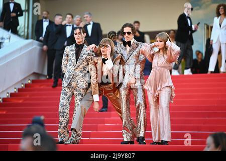 Ethan Torchio, Thomas Raggi, Damiano David und Victoria De Angelis nehmen an der Vorführung von Elvis während des jährlichen Filmfestivals 75. in Cannes im Palais des Festivals am 25. Mai 2022 in Cannes, Frankreich, Teil. Foto von Franck Castel/ABACAPRESS.COM Stockfoto