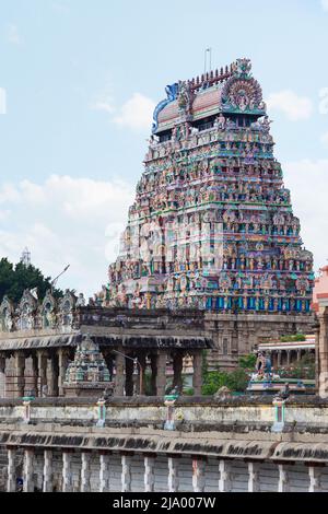 Blick auf Nord-Gopuram des Nataraja-Tempels, Chidambaram. Tamilnadu, Indien Stockfoto