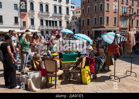 Flohmarkt in Campo Santo Stefano, Venedig, Italien Stockfoto