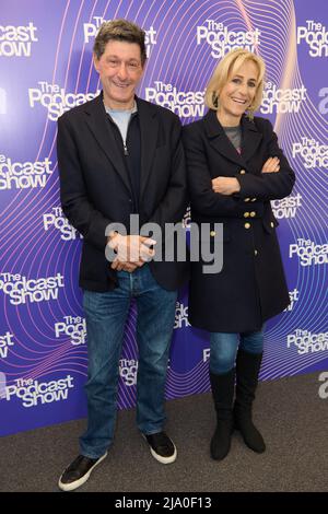 London, Vereinigtes Königreich . 26 Mai, 2022 . Jon Sopel und Emily Maitlis auf der Podcast Show 2022 im Business Design Center, Islington. Quelle: Alan D West/Alamy Live News Stockfoto