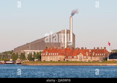 Amager Bakke, Slope oder Copenfill, Verbrennungs-, Wärme- und Energieabfall- und Erholungsanlage in Kopenhagen, Dänemark Stockfoto