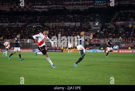 Fotball-Spieler vom River Plate Team Argentina spielen gegen Alianza de Lima, um den Libertadores Cup zu spielen. Stockfoto