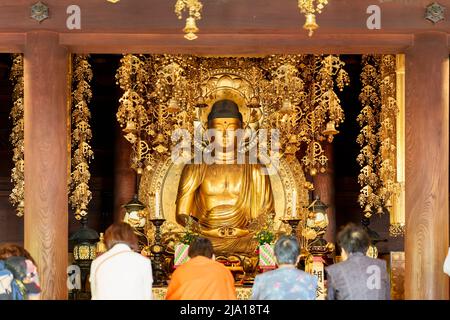 Japan. Kyoto. Buddha-Statue im Chion-in Tempel Stockfoto
